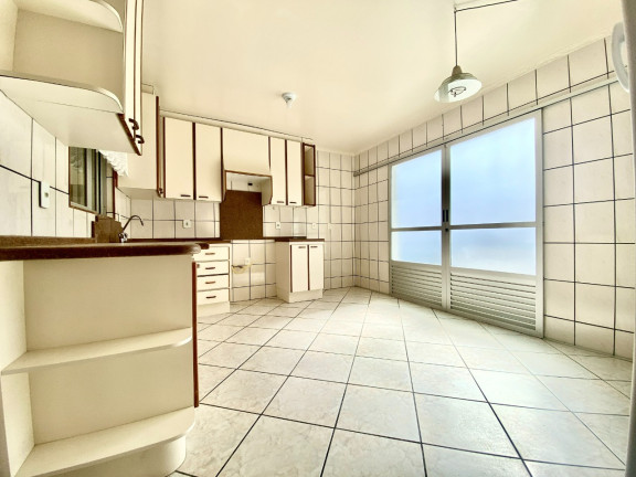 Imagem Casa com 3 Quartos à Venda, 350 m² em Bela Vista - São José Imagem Casa com 3 Quartos à Venda, 350 m² em Bela Vista - São José