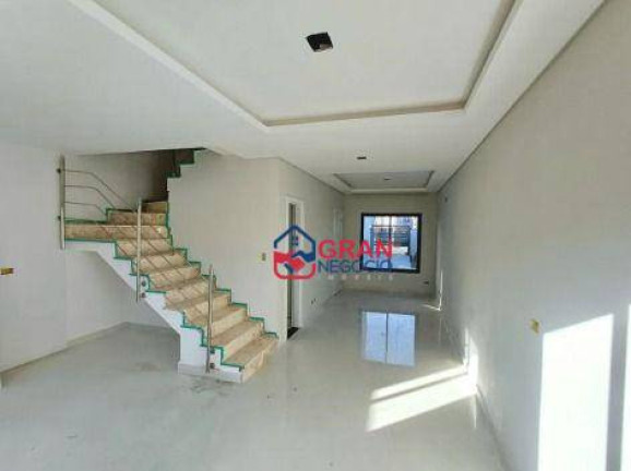 Imagem Casa com 3 Quartos à Venda, 135 m² em Sítio Cercado - Curitiba