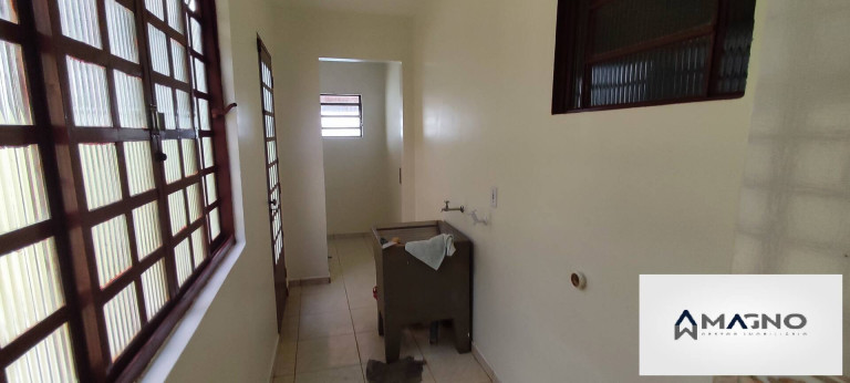 Imagem Casa com 3 Quartos à Venda, 131 m² em Coqueiral - Cascavel Imagem Casa com 3 Quartos à Venda, 131 m² em Coqueiral - Cascavel