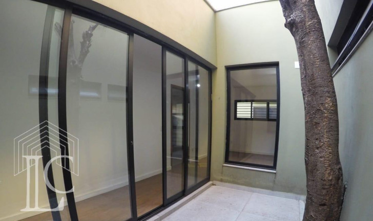 Imagem Casa com 10 Quartos à Venda, 350 m² em Campo Belo - São Paulo