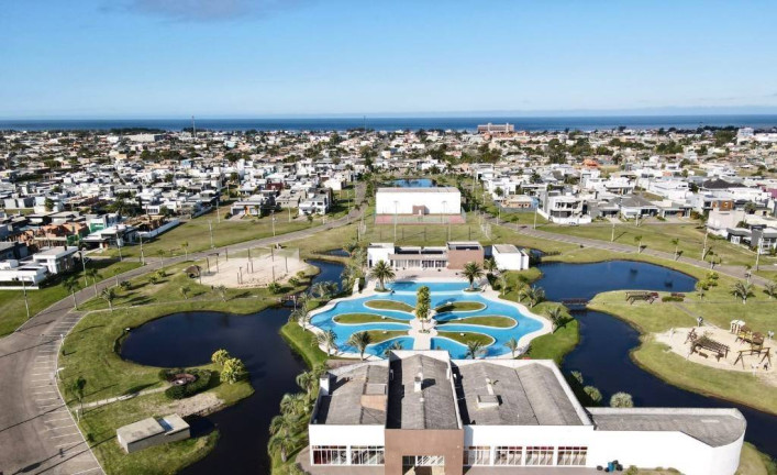Imagem Casa de Condomínio com 3 Quartos à Venda, 190 m² em Zona Nova - Capão Da Canoa