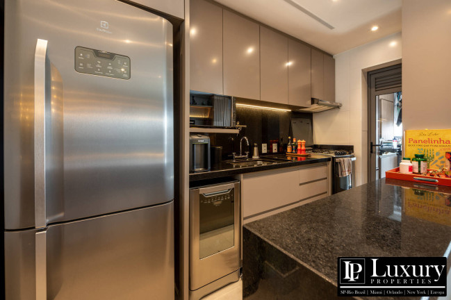Imagem Apartamento com 1 Quarto à Venda, 71 m² em Moema - São Paulo