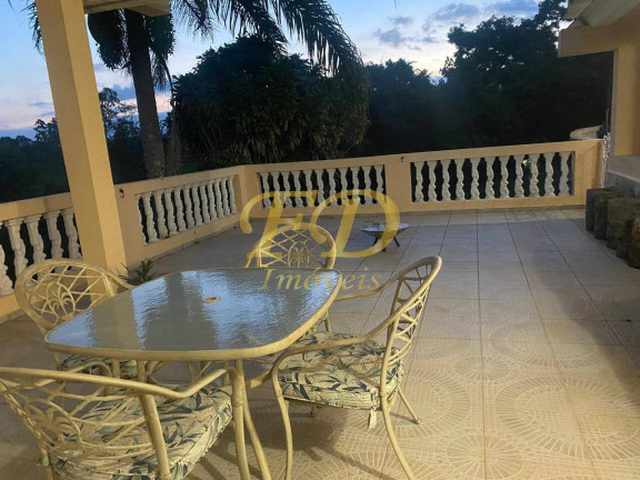 Imagem Chácara com 4 Quartos à Venda, 3.300 m² em Igaratá Imagem Chácara com 4 Quartos à Venda, 3.300 m² em Igaratá