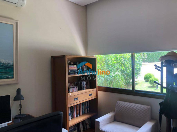 Imagem Casa com 3 Quartos à Venda, 225 m² em Fazendinha - Carapicuíba