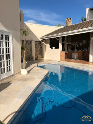 Imagem Sobrado com 3 Quartos à Venda, 550 m² em Jardim Das Samambaias - Jundiaí Imagem Sobrado com 3 Quartos à Venda, 550 m² em Jardim Das Samambaias - Jundiaí