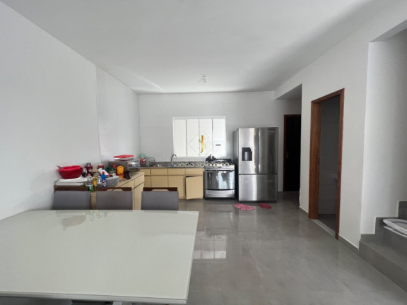 Imagem Sobrado com 4 Quartos para Temporada, 130 m² em Balneário Eliane - Guaratuba Imagem Sobrado com 4 Quartos para Temporada, 130 m² em Balneário Eliane - Guaratuba