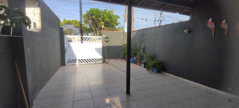 Imagem Sobrado com 2 Quartos à Venda, 180 m² em Peruíbe Imagem Sobrado com 2 Quartos à Venda, 180 m² em Peruíbe