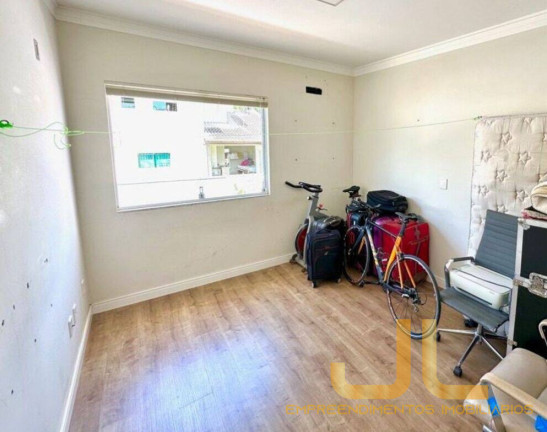 Imagem Casa com 3 Quartos para Alugar, 215 m² em Velha - Blumenau