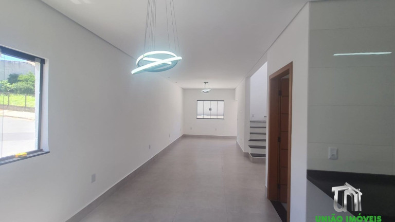 Imagem Casa com 2 Quartos à Venda, 200 m² em Santa Luzia - Bragança Paulista