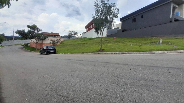 Terreno à Venda, 196 m² em Villas Do Jaguari - Santana De Parnaíba