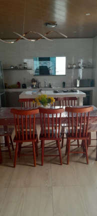 Imagem Casa com 4 Quartos à Venda, 416 m² em Centro - Lauro De Freitas Imagem Casa com 4 Quartos à Venda, 416 m² em Centro - Lauro De Freitas