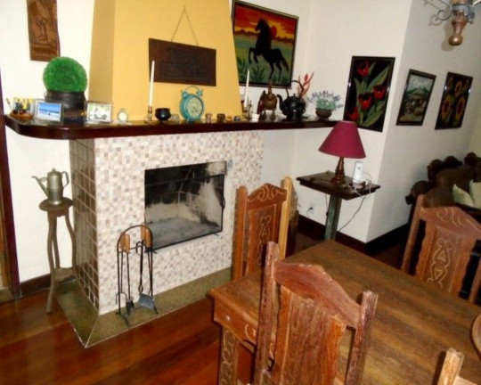 Imagem Casa com 3 Quartos à Venda, 157 m² em Alto - Teresópolis