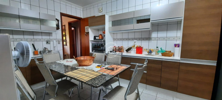 Imagem Apartamento com 3 Quartos à Venda, 130 m² em Duque De Caxias - Santa Maria Imagem Apartamento com 3 Quartos à Venda, 130 m² em Duque De Caxias - Santa Maria