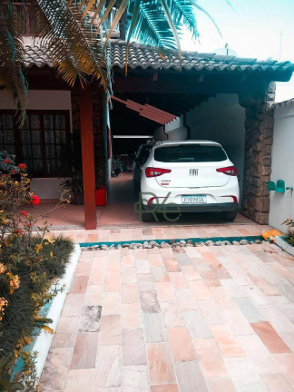 Imagem Sobrado com 5 Quartos à Venda, 303 m² em Parque Das Palmeiras - Angra Dos Reis Imagem Sobrado com 5 Quartos à Venda, 303 m² em Parque Das Palmeiras - Angra Dos Reis