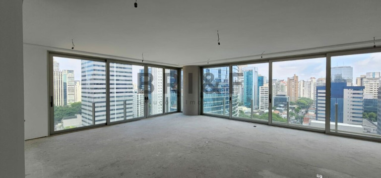 Imagem Apartamento com 4 Quartos à Venda, 335 m² em Itaim Bibi - São Paulo Imagem Apartamento com 4 Quartos à Venda, 335 m² em Itaim Bibi - São Paulo