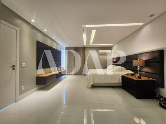 Imagem Casa com 6 Quartos à Venda, 922 m² em Barra Da Tijuca - Rio De Janeiro Imagem Casa com 6 Quartos à Venda, 922 m² em Barra Da Tijuca - Rio De Janeiro