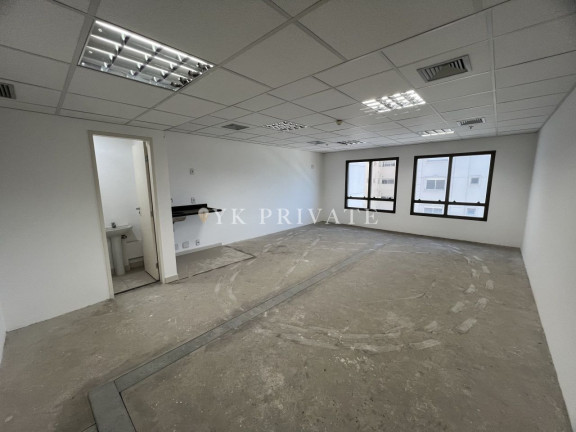 Sala Comercial à Venda, 45 m² em Barra Funda - São Paulo