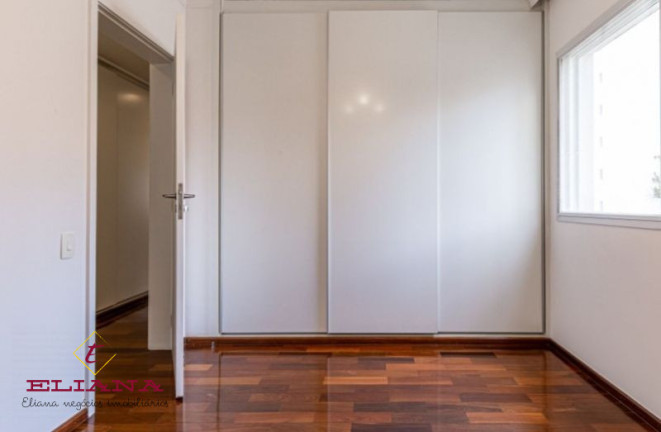 Imagem Apartamento com 3 Quartos à Venda, 140 m² em Moema - São Paulo