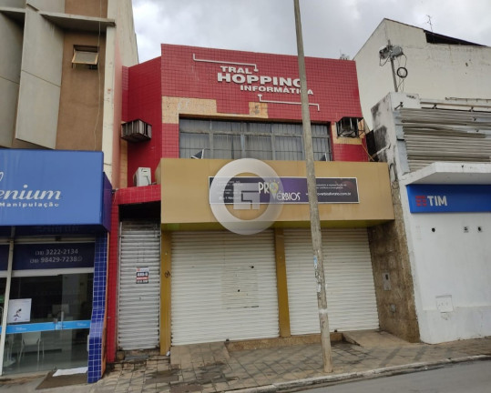 Imóvel Comercial para Alugar, 150 m² em Centro - Montes Claros