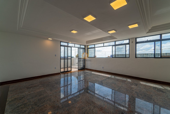 Imagem Imóvel com 4 Quartos à Venda, 404 m² em Manaíra - João Pessoa