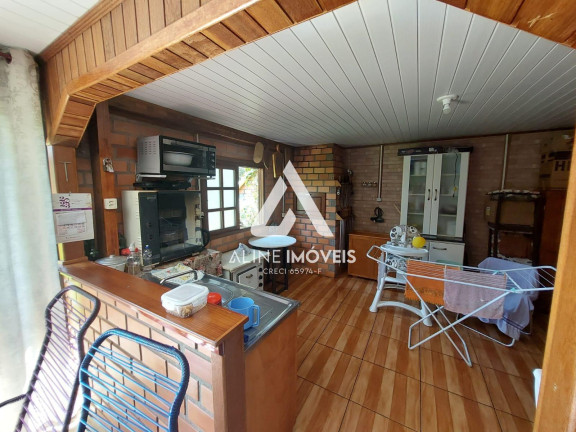 Imagem Casa com 2 Quartos à Venda, 205 m² em Centro - Cruz Alta Imagem Casa com 2 Quartos à Venda, 205 m² em Centro - Cruz Alta