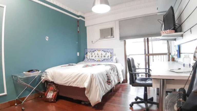Imagem Apartamento com 4 Quartos à Venda, 191 m² em Lagoa - Rio De Janeiro Imagem Apartamento com 4 Quartos à Venda, 191 m² em Lagoa - Rio De Janeiro