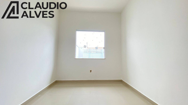 Imagem Casa com 2 Quartos à Venda, 75 m² em Parque Ipê - Feira De Santana