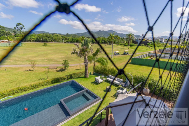 Imagem Casa com 4 Quartos à Venda, 600 m² em São Francisco De Assis - Camboriú Imagem Casa com 4 Quartos à Venda, 600 m² em São Francisco De Assis - Camboriú