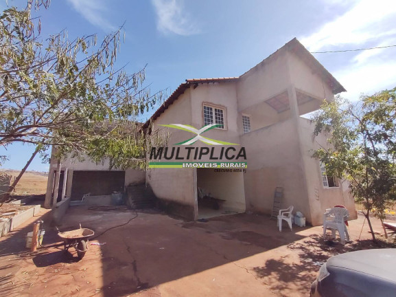Chácara à Venda, 2 m² em Centro - Uberlândia