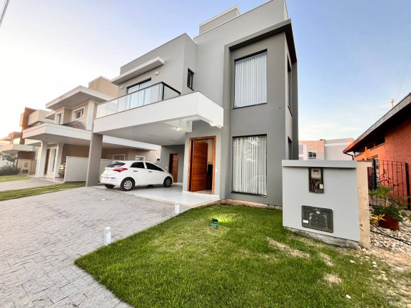 Casa com 4 Quartos à Venda,  em Campeche - Florianópolis