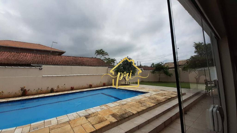 Imagem Sobrado com 4 Quartos à Venda, 185 m² em Solemar - Praia Grande Imagem Sobrado com 4 Quartos à Venda, 185 m² em Solemar - Praia Grande