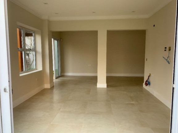 Imagem Casa com 4 Quartos à Venda, 400 m² em Flórida - Praia Grande Imagem Casa com 4 Quartos à Venda, 400 m² em Flórida - Praia Grande