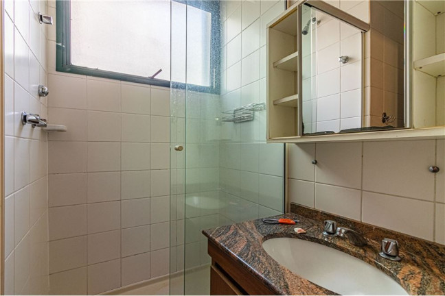 Imagem Imóvel com 4 Quartos à Venda, em Moema - São Paulo Imagem Imóvel com 4 Quartos à Venda, em Moema - São Paulo