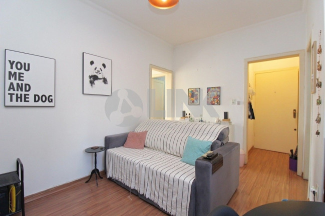 Imagem Apartamento com 2 Quartos à Venda, 66 m² em Moinhos De Vento - Porto Alegre