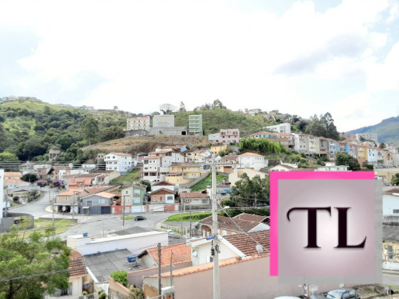 Imagem Casa com 3 Quartos à Venda, 100 m² em Jardim Filipino - Poços De Caldas