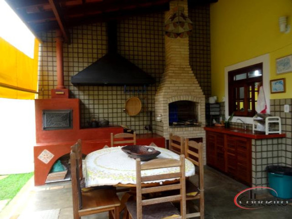 Imagem Casa com 3 Quartos à Venda, 250 m² em Centro - Ubatuba Imagem Casa com 3 Quartos à Venda, 250 m² em Centro - Ubatuba