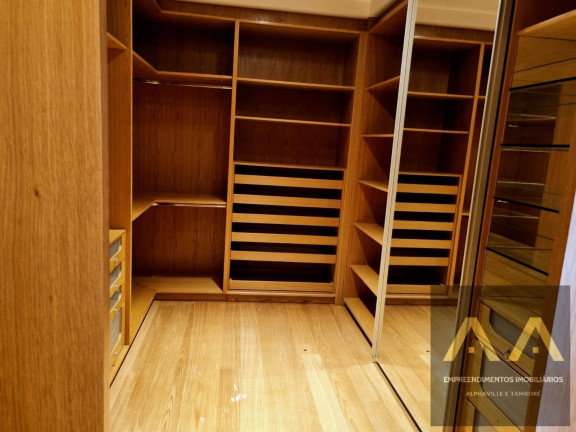 Imagem Apartamento com 4 Quartos à Venda, 367 m² em Tamboré - Santana De Parnaíba Imagem Apartamento com 4 Quartos à Venda, 367 m² em Tamboré - Santana De Parnaíba