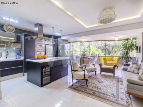 Imagem Imóvel com 3 Quartos à Venda, 314 m² em Jardim Itu - Porto Alegre Imagem Imóvel com 3 Quartos à Venda, 314 m² em Jardim Itu - Porto Alegre