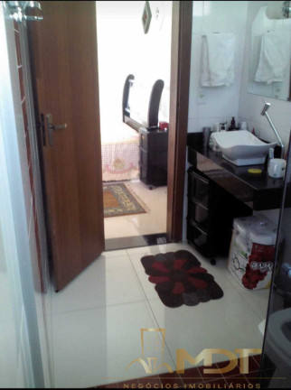 Imagem Casa com 3 Quartos à Venda, 180 m² em Céu Azul - Belo Horizonte