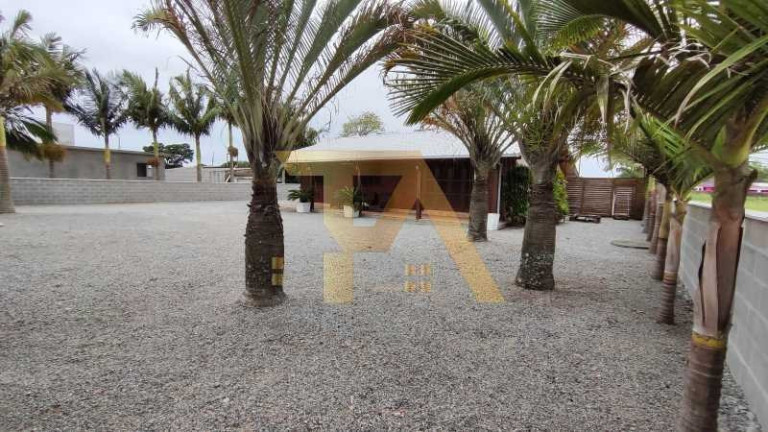 Imagem Imóvel com 3 Quartos à Venda, 362 m² em Araçatuba - Imbituba