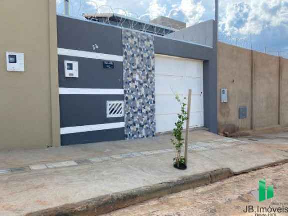 Casa com 2 Quartos à Venda, 50 m² em Novo Delfino - Montes Claros