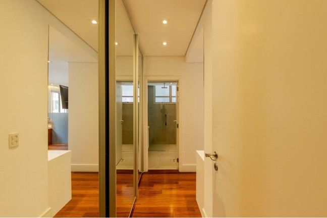 Imagem Apartamento com 3 Quartos à Venda, 138 m² em Itaim Bibi - São Paulo Imagem Apartamento com 3 Quartos à Venda, 138 m² em Itaim Bibi - São Paulo