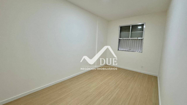 Imagem Apartamento com 2 Quartos à Venda, 76 m² em Estuário - Santos