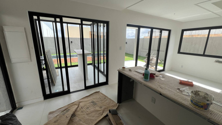Imagem Casa com 4 Quartos à Venda, 294 m² em Alphaville (abrantes) - Camaçari