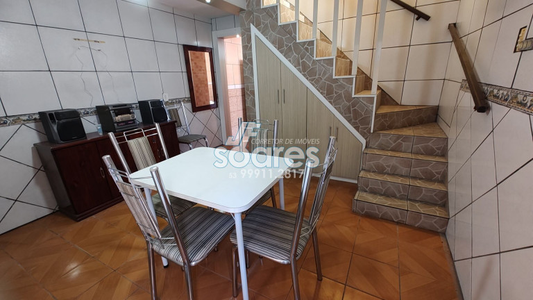 Imagem Sobrado com 3 Quartos à Venda, 127 m² em Porto - Pelotas Imagem Sobrado com 3 Quartos à Venda, 127 m² em Porto - Pelotas