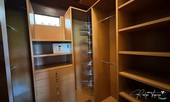 Imagem Sobrado com 5 Quartos à Venda, 437 m² em Residencial Aldeia Do Vale - Goiânia