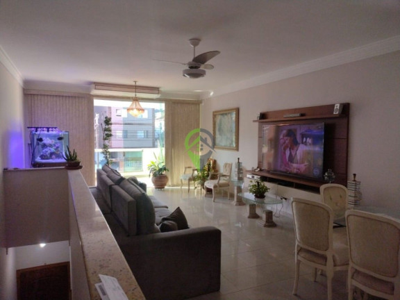 Casa com 3 Quartos à Venda, 150 m² em Marapé - Santos
