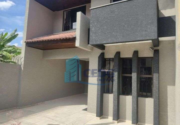 Imagem Casa com 3 Quartos à Venda, 130 m² em Jardim Das Américas - Curitiba Imagem Casa com 3 Quartos à Venda, 130 m² em Jardim Das Américas - Curitiba