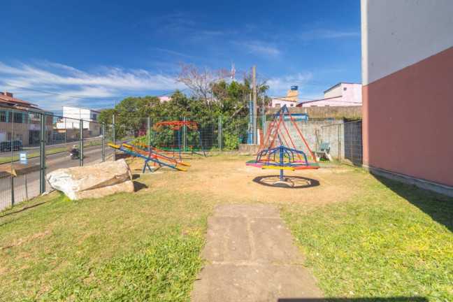 Imagem Imóvel com 2 Quartos à Venda, em Agronomia - Porto Alegre Imagem Imóvel com 2 Quartos à Venda, em Agronomia - Porto Alegre