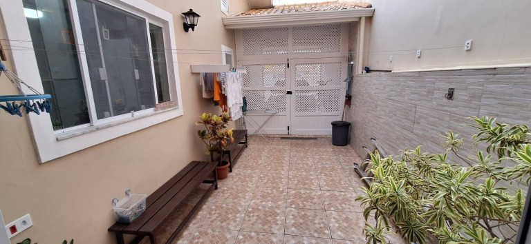 Imagem Casa com 3 Quartos à Venda, 155 m² em Centro - Peruíbe